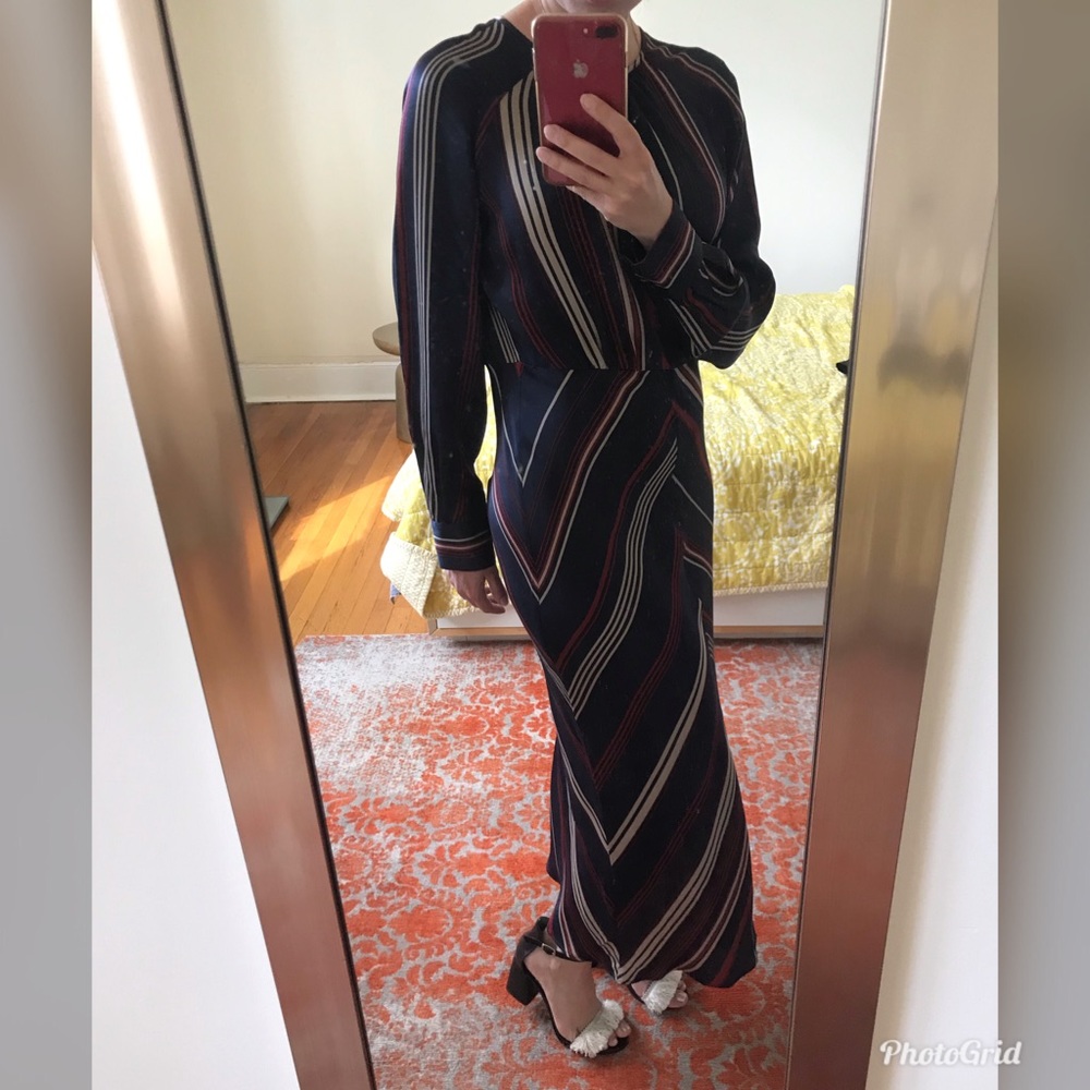 H&M midi dress 💯 viscose